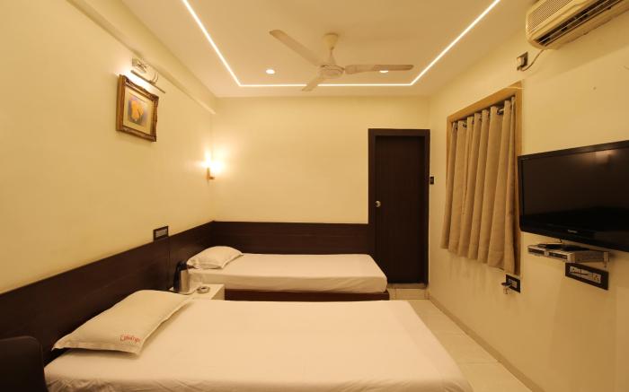 Shivkrupa Hotel