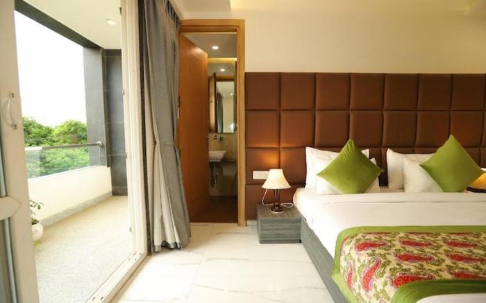 Hotel Keshav Residency - Medicity Gurugram, near Medanta Hospital