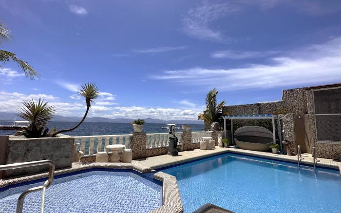 Sunset Beach Resort