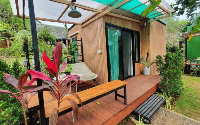 Green cottage @ Khao Yai (green3)