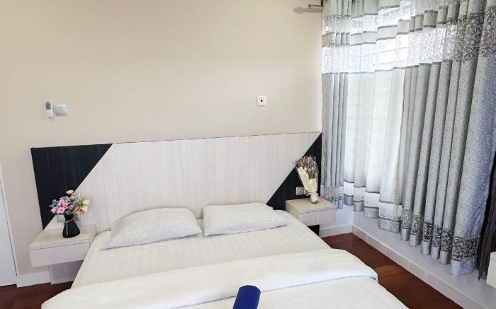 Mari Mari homestay M4  (2BR) @ IMAGO THE LOFT A