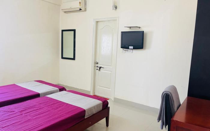 Lovely 4-Bedroom Flat in AECS Layout, Bangalore