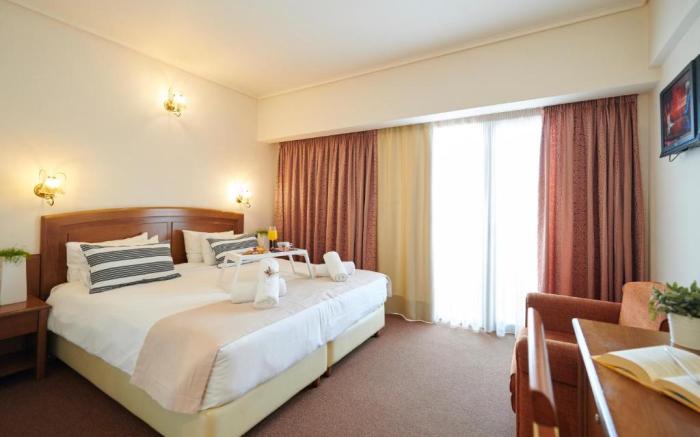 Crystal City Hotel
