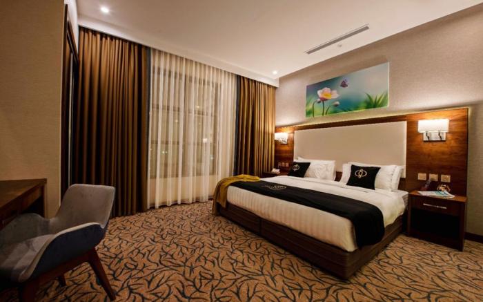 Sunday Emerald Hotel