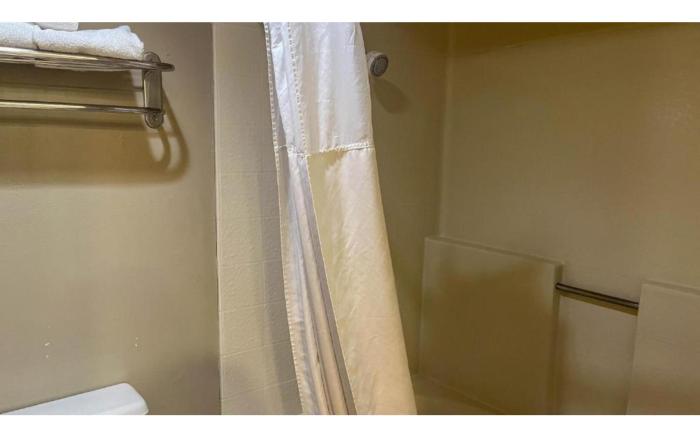 Studio 6 Victorville Green Tree Bvld