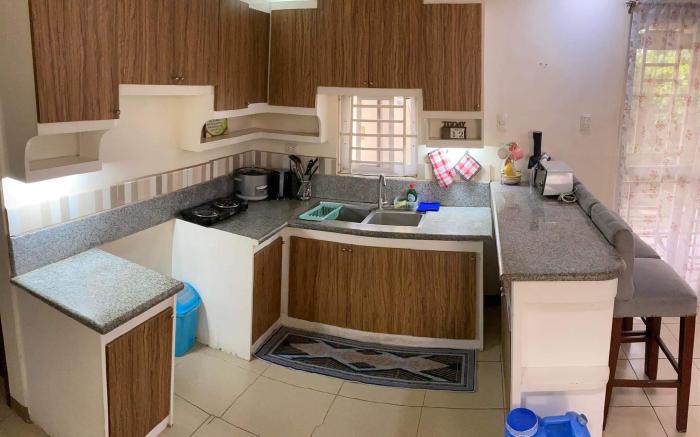 PUMPKIN TRANSIENT HOUSE 