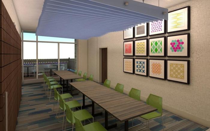 Holiday Inn Express Auburn Hills South