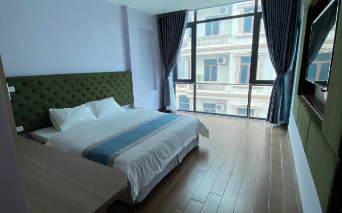 Hotel bách xanh
