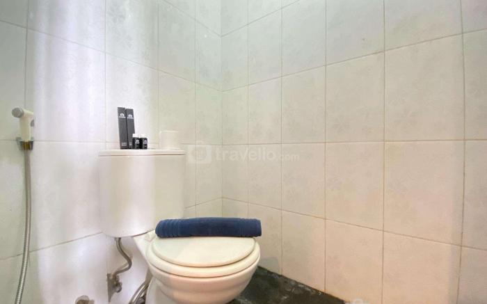 Cozy Studio Room at Suites @Metro By Travelio