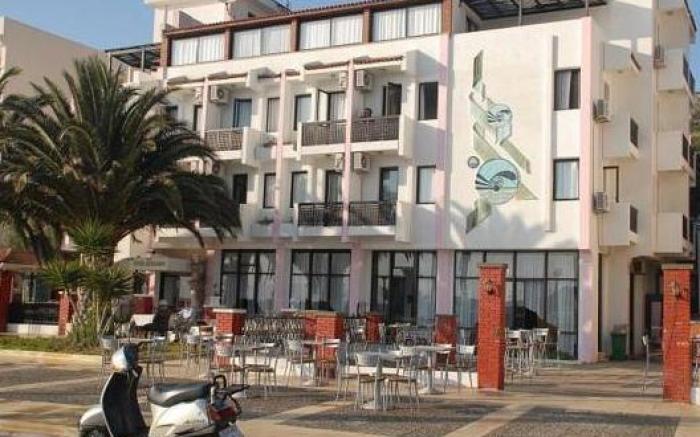Kerman Hotel