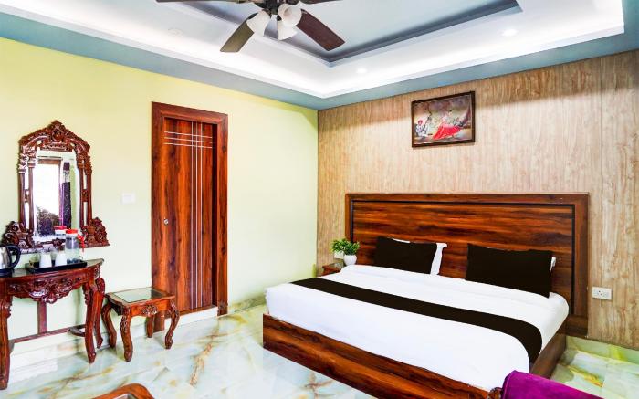Super Hotel O Balaknath Temple Road Tapovan