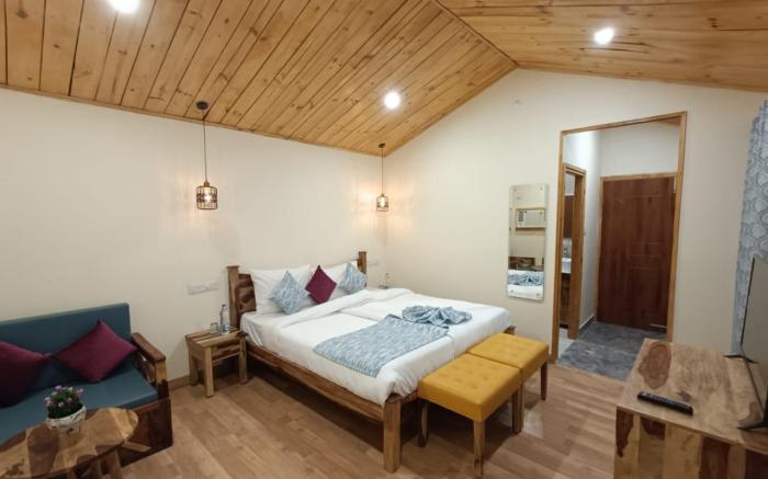 Aaroham by Aamod - Shoghi (Shimla)