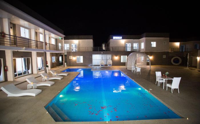 Edello Resort & Pool Villa