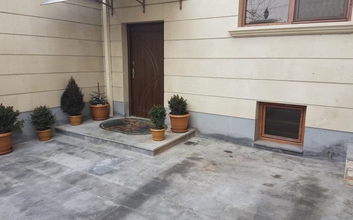 Family House 
