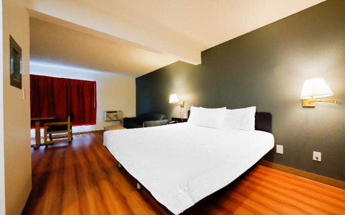 OYO Hotel Hermiston OR, Downtown