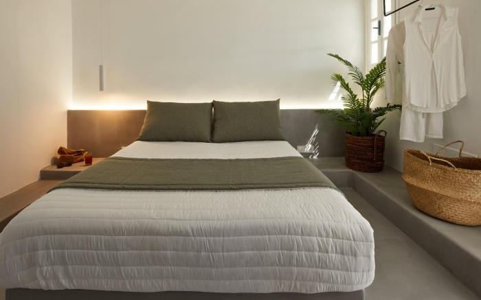 Symmetry Suites