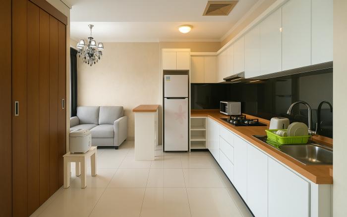 Comfortable 2 Bedroom Apartment near Pakuwon Mall