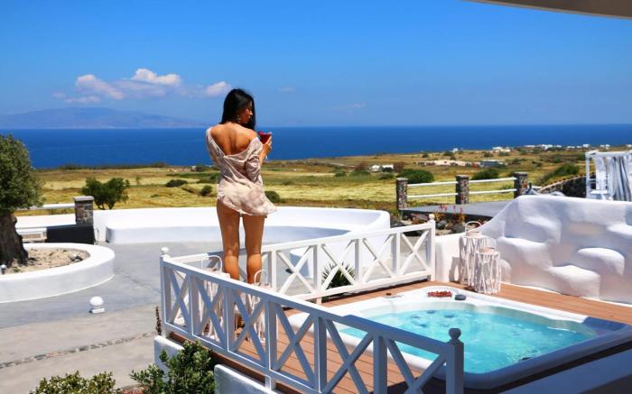 EMERALD 3BD Villa Pool & HotTub Sea/Sunset View