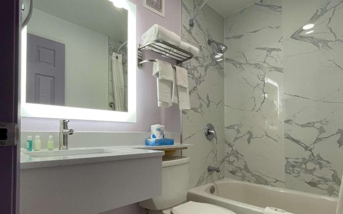 Quality Inn - Denton
