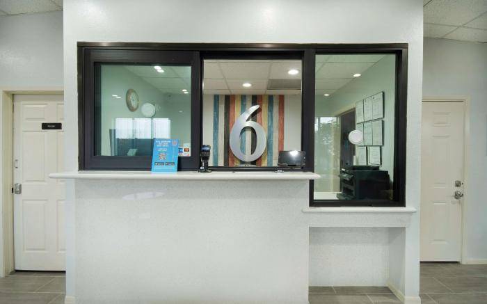 Motel 6 Houston, TX - I-10 West