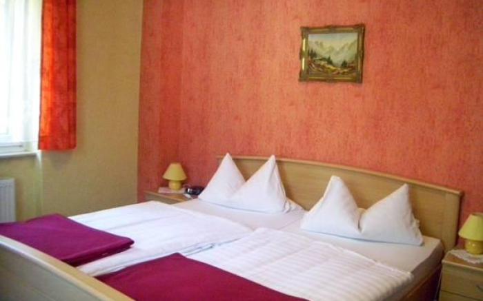 Hotel Pension Wiesenau