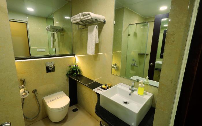 Grand Regency Rajajinagar, Iskcon Temple - World Trade Centre