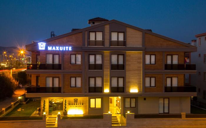 Maxuite Hotel in home 