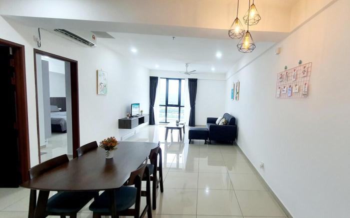 Modern  2BedRoom Suite 6pax@SKY CONDO JURU SENTRAL
