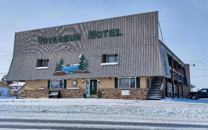 Love Hotels Voyageur by OYO at International Falls MN