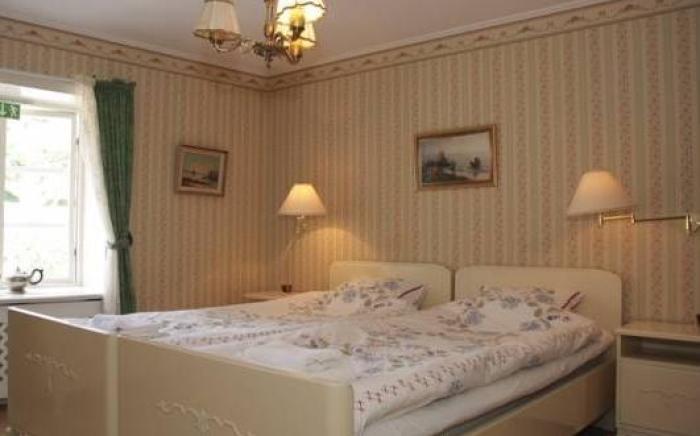 Garvaregarden Hotel , B&B och Cafe