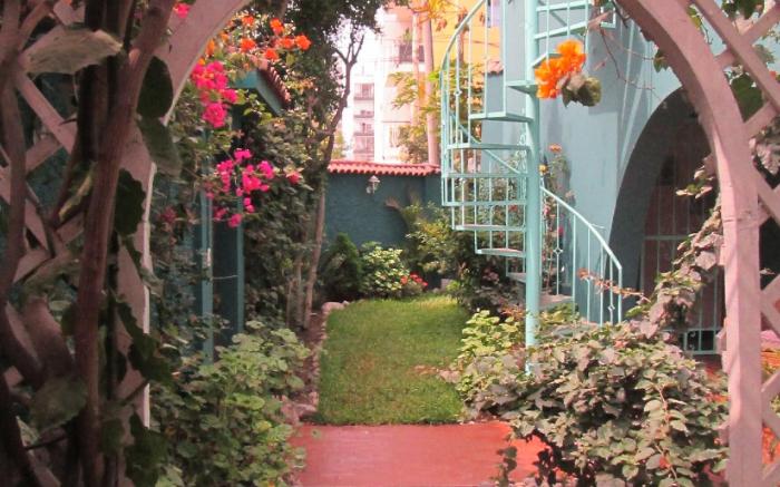La Casona Azul
