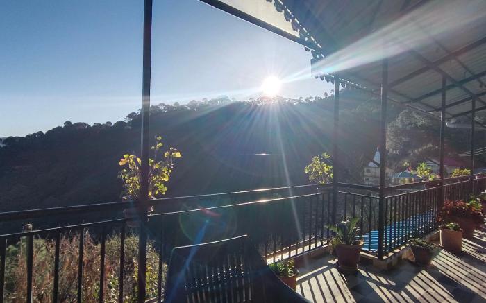 HIMALAYANVIEW KASAULI