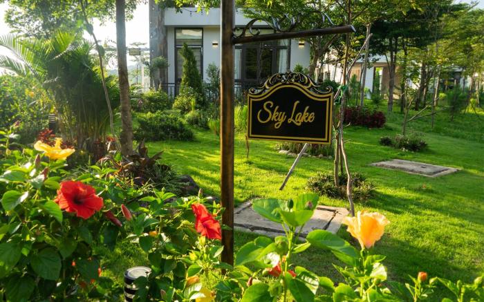 Venus Flamingo Resort - Sky Lake villa - HA10