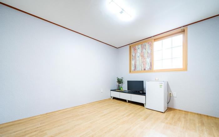 Gangchon Pine Hill Pension