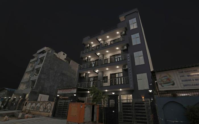 Hotel O Noida Premium Inn