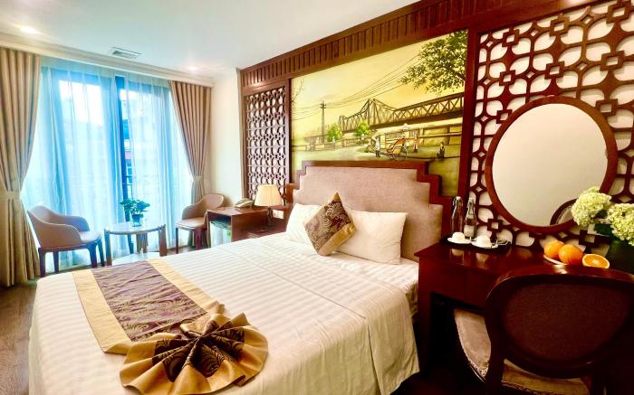 DE LA SOIE Hotel & Travel