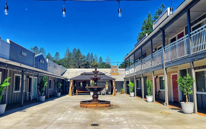 The Old West Inn