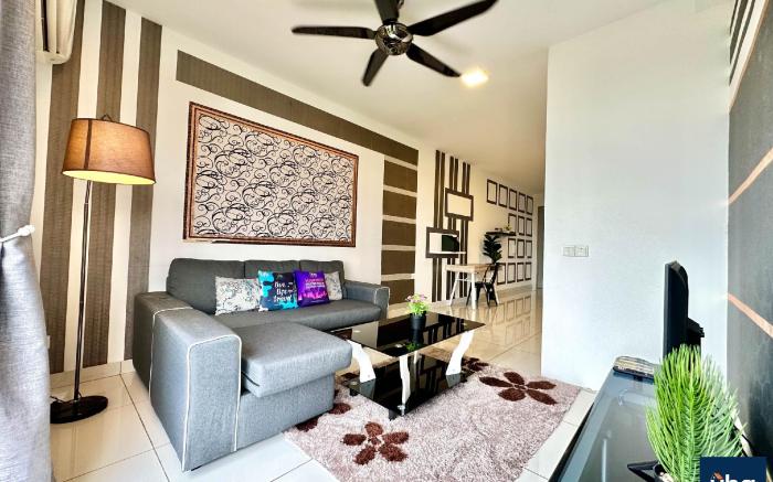 CalenSuite 1Tebrau@ 1BR 2Pax near MidValley by UHA
