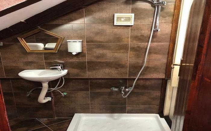 Athos Guesthouse