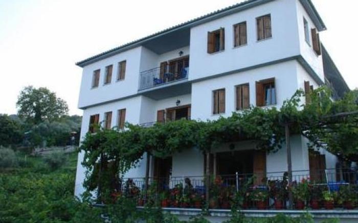 Hotel Agnadi - Horefto