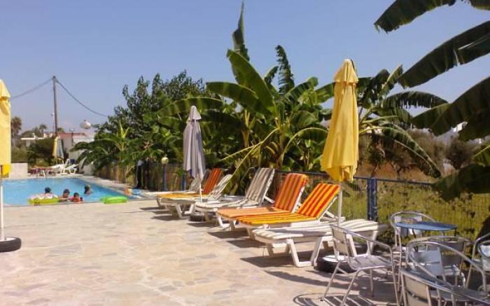 Manine Apartments
