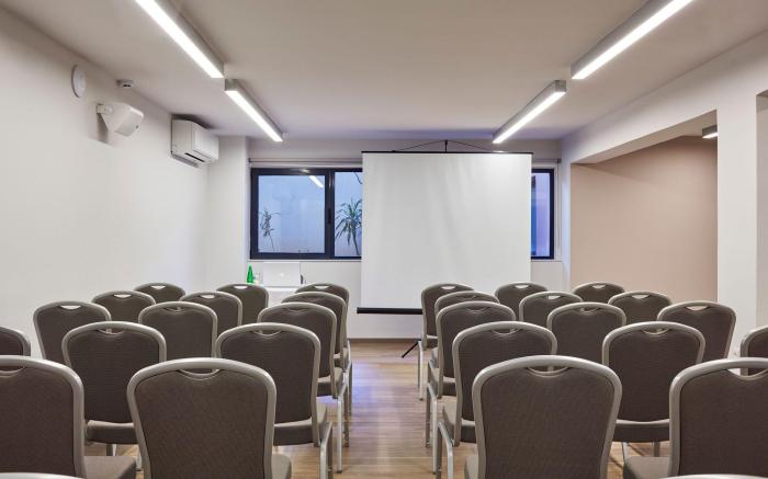 Avra City Boutique Hotel