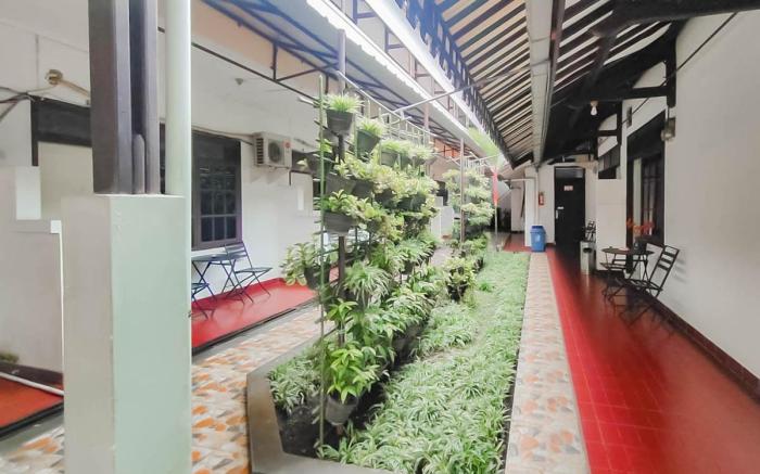 Urbanview Hotel Pondok Kurnia Cijagra Bandung by RedDoorz