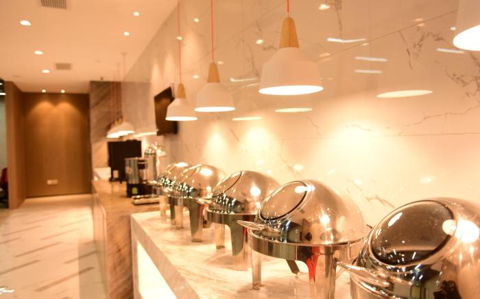 Holiday Inn Express Lhasa Potala Square By IHG