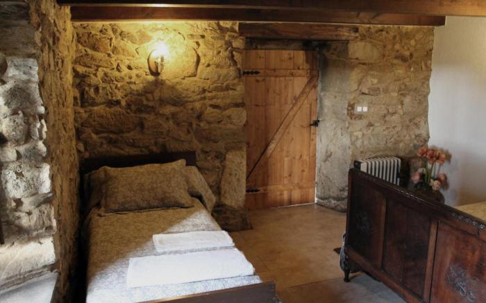 House  2 Bedrooms with WiFi  108863