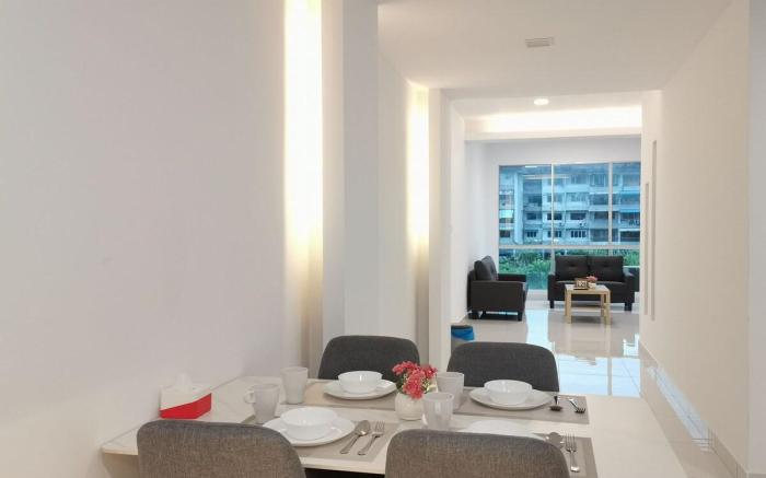 Q1@One Homestay. 10 paxs Free Wifi & Washer
