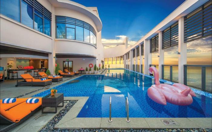 Beach Front - Deluxe Apartment in Sheraton