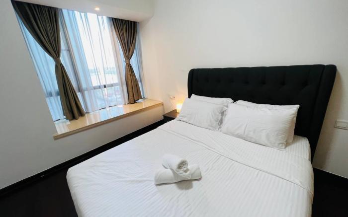 Pool View 1BR unit at R&F Princess by ANJU