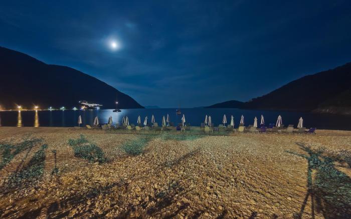 Rouda Bay Beach Hotel