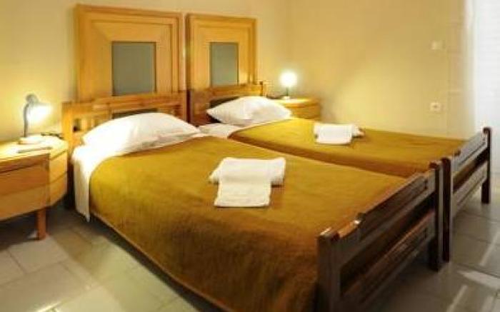 Manias Apartments